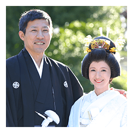 成海神社で神前式を挙げたご夫婦